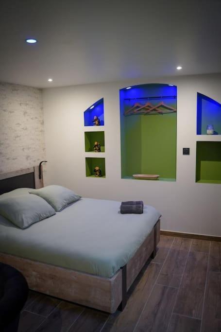 Nuit De La Sagesse "Jacuzzi Terrasse Et Parking Prive" Lägenhet Rouen Exteriör bild
